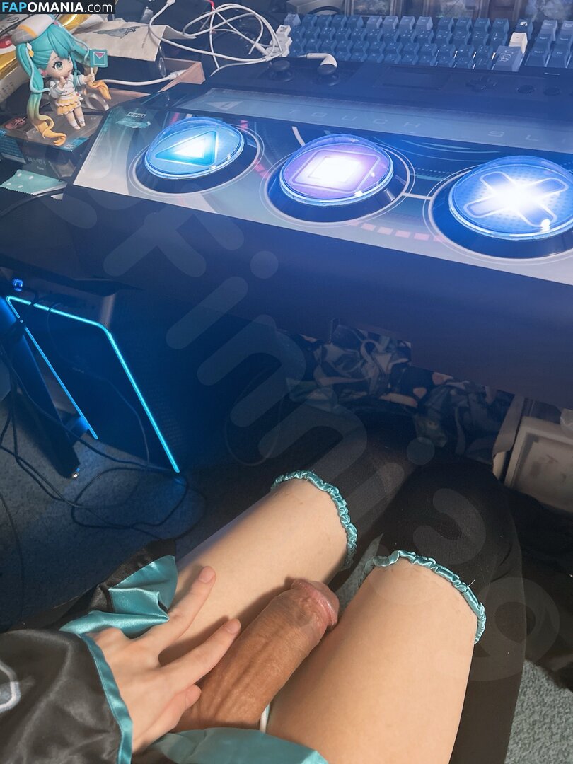 Finni081 / finni / kotomitako Nu OnlyFans  Photo fuitée #24