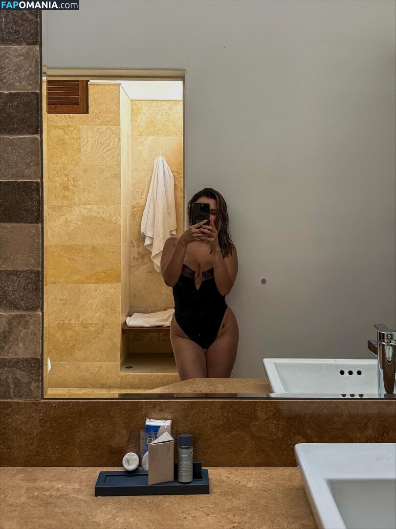 Fiorella Retiz / fiorellaretiz Nu OnlyFans  Photo fuitée #7
