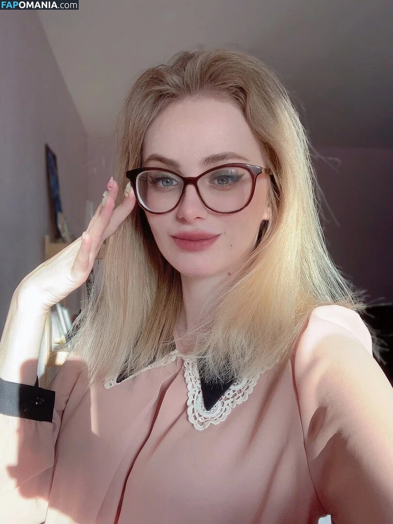 Daria Kravets / fishy.cosplay / fishy_cosplay / rionarts Nu OnlyFans  Photo fuitée #410