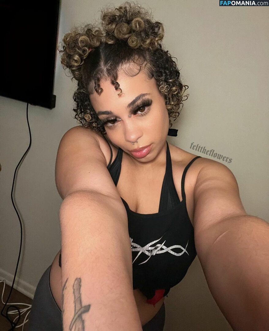 felttheflowers / flowers Nu OnlyFans  Photo fuitée #11
