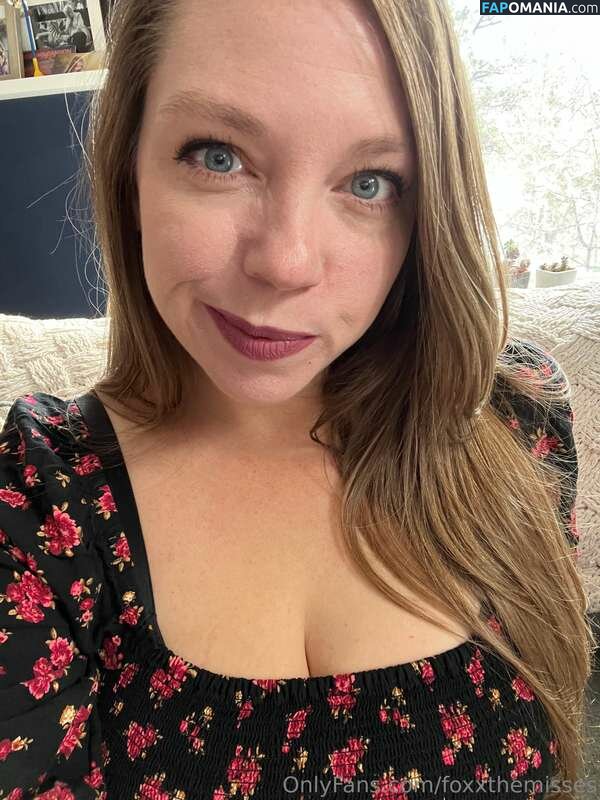 FoxxtheMisses / __ladyfoxx__ Nu OnlyFans  Photo fuitée #81