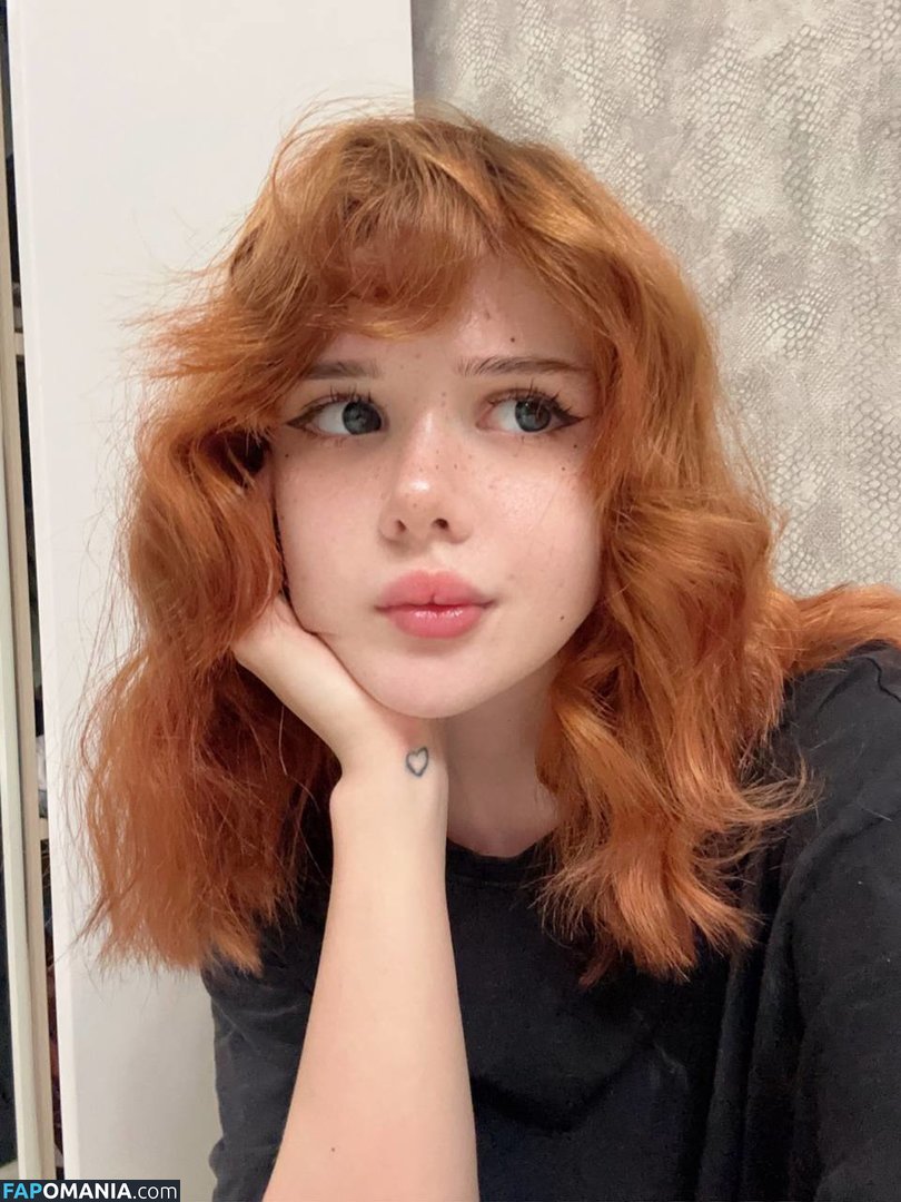 frauleinmilk Nu OnlyFans  Photo fuitée #47