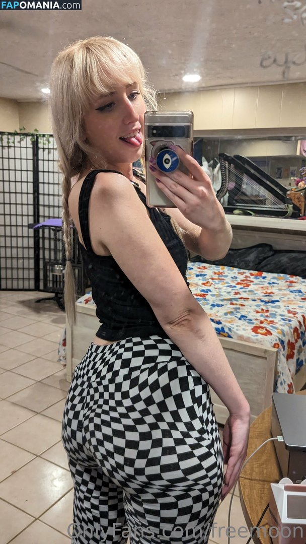 freemoon / freemoonofficial Nu OnlyFans  Photo fuitée #1