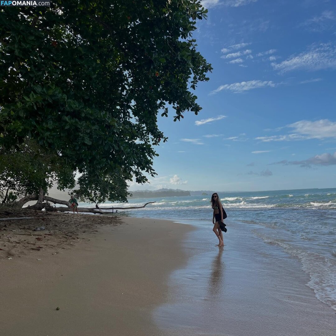 Freya Spiers / freyaspiers Nu OnlyFans  Photo fuitée #5