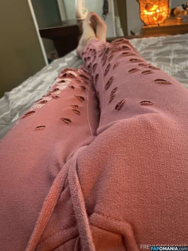 freyasirensong Nu OnlyFans  Photo fuitée #9