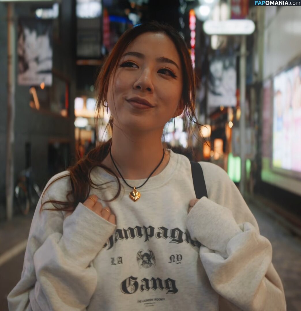 Fuslie / Leslie Nu OnlyFans  Photo fuitée #794