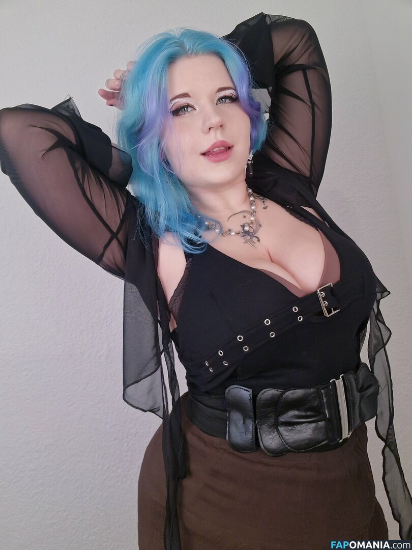 FylyArtworksAndCosplays / Fyly_cosplays Nu OnlyFans  Photo fuitée #57