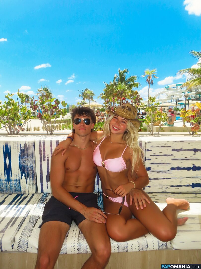 Gabbie Contos / gabrielacontosss Nu OnlyFans  Photo fuitée #3