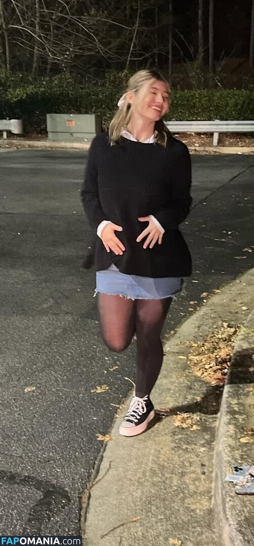 Gabby Gunter / gabbzz.g Nu OnlyFans  Photo fuitée #9