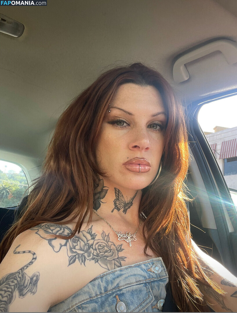 Gabby Lamb / bighugetitties69 / gabbylamby Nu OnlyFans  Photo fuitée #6