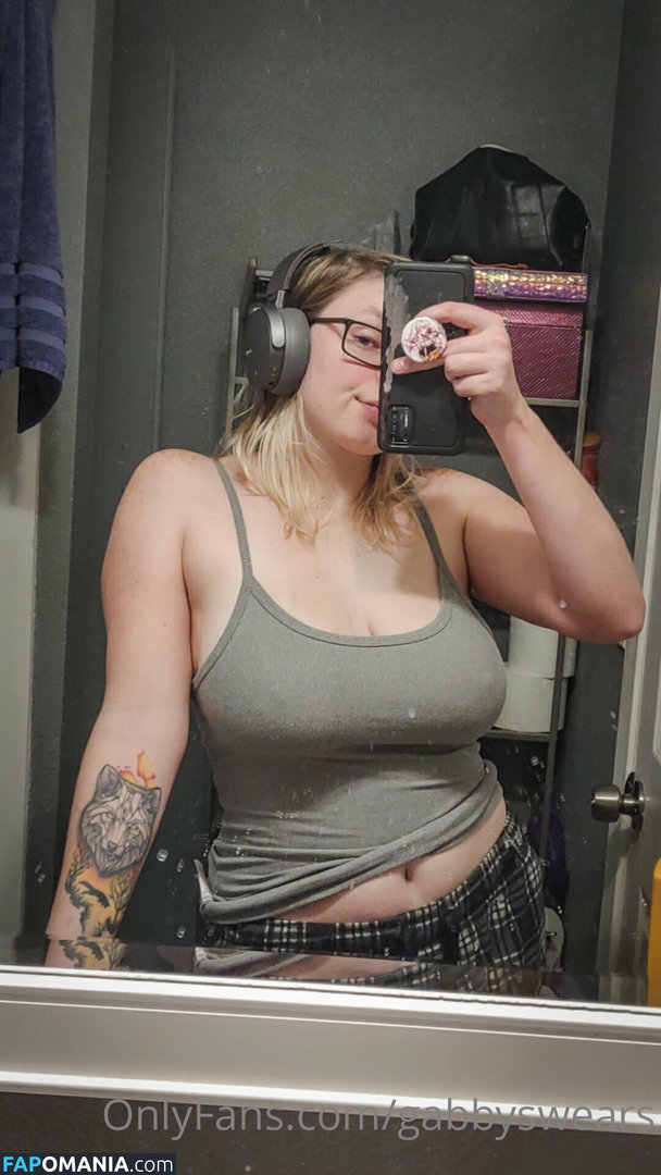 gabbyswears Nu OnlyFans  Photo fuitée #11