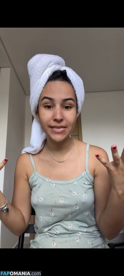 Gabi Goncalvis / gabigoncalvis Nu OnlyFans  Photo fuitée #2
