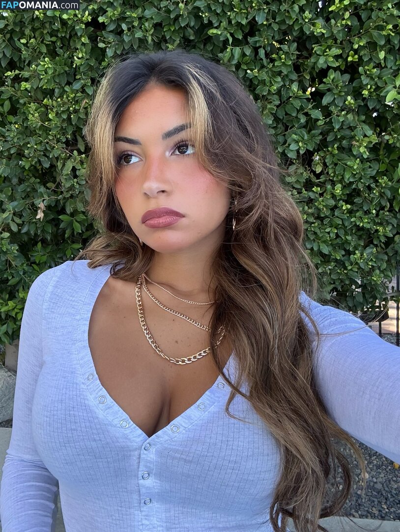 Gabriela Moura / gabimfmoura Nu OnlyFans  Photo fuitée #1