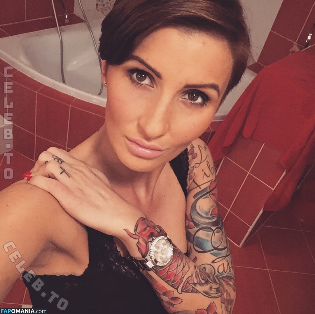 Gabrielle Gucci / gabrielle.gucci.58 / gabriellegucci / https: / mdragounova Nu OnlyFans  Photo fuitée #9