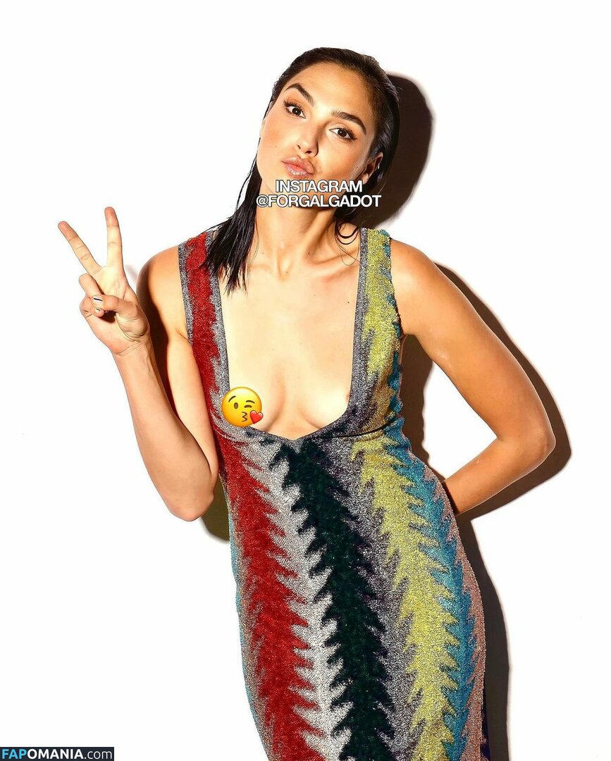 Gal Gadot / gal_gadot / https: / inked_hriss Nu OnlyFans  Photo fuitée #113