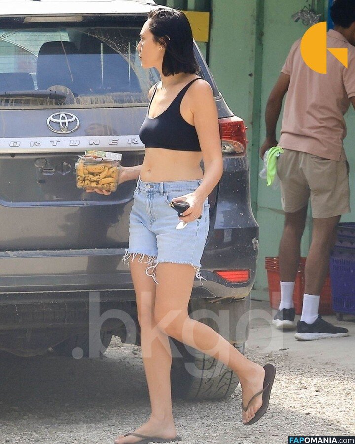 Gal Gadot / gal_gadot / https: / inked_hriss Nu OnlyFans  Photo fuitée #739