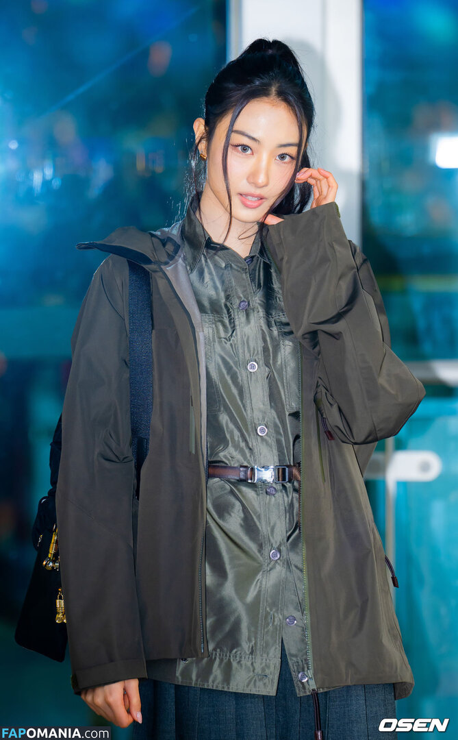 Gawon / Lee Ga-won / MEOVV_GAWON / gawon_moevv / https: / 이가원 MEOVV Nu OnlyFans  Photo fuitée #17