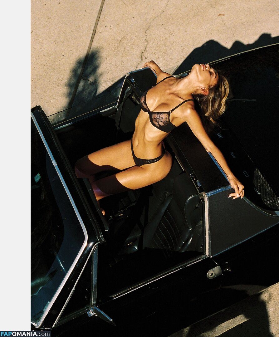 Gayanne Hazlewood Nu OnlyFans  Photo fuitée #2
