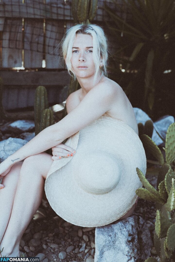 Broods singer / Georgia Nott / NottGeorgia / broodsmusic Nu OnlyFans  Photo fuitée #4