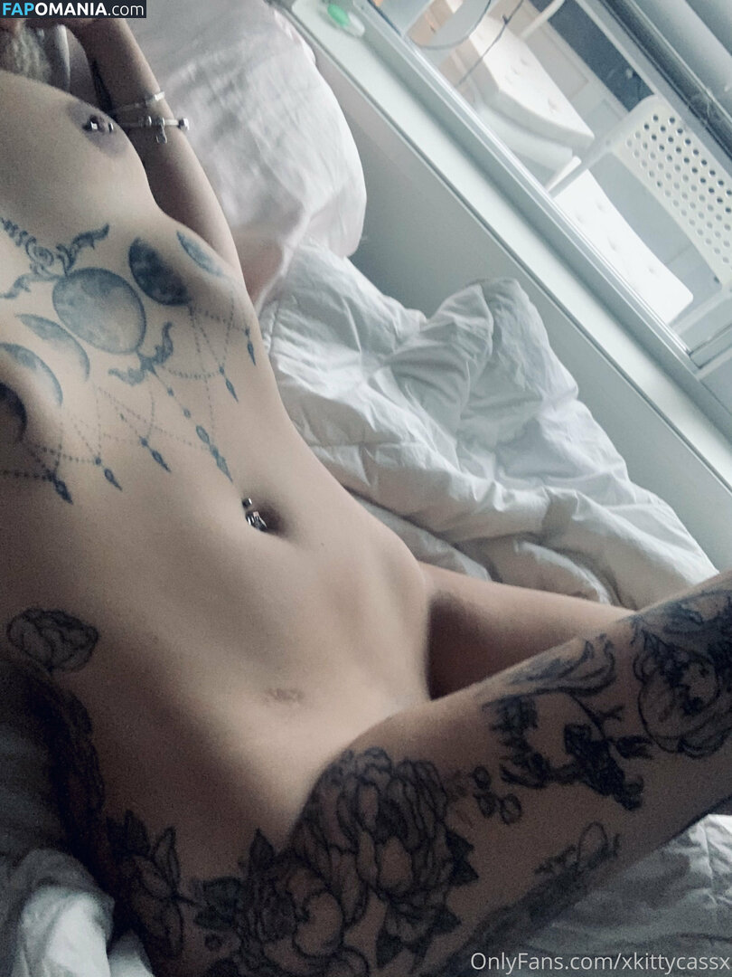 ghostkittenxx / xxkittycass Nu OnlyFans  Photo fuitée #371