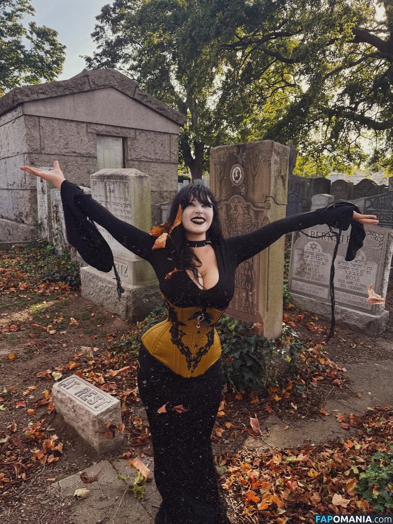 ghoulishbats Nu OnlyFans  Photo fuitée #13