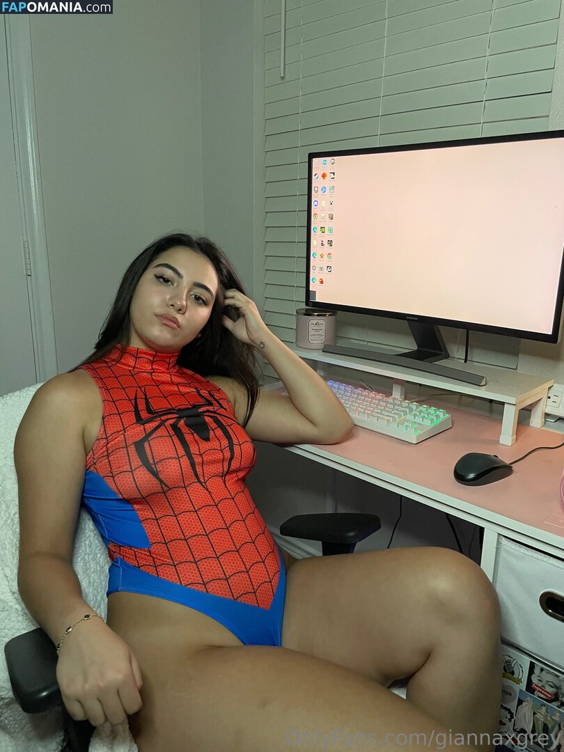 Giannagrey_ / Giannagreyx / giannaonlyx / giannaxgrey / https: Nu OnlyFans  Photo fuitée #13