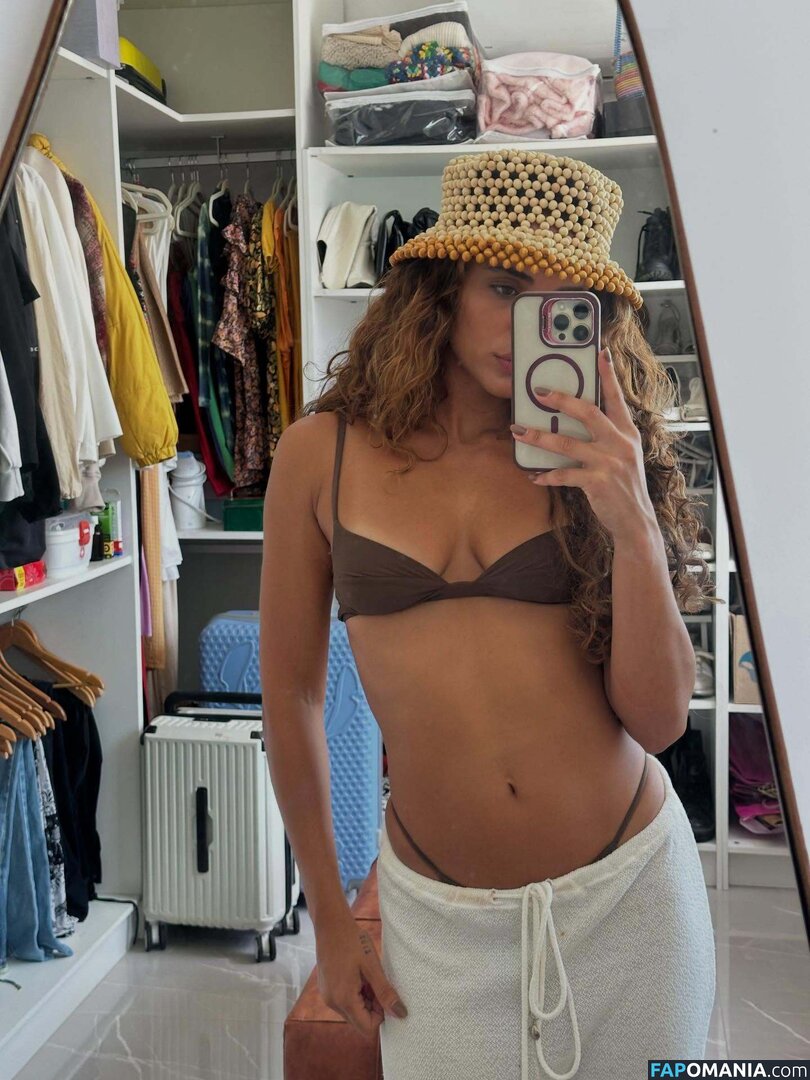 Giovana Cordeiro / cordeirogi Nu OnlyFans  Photo fuitée #2