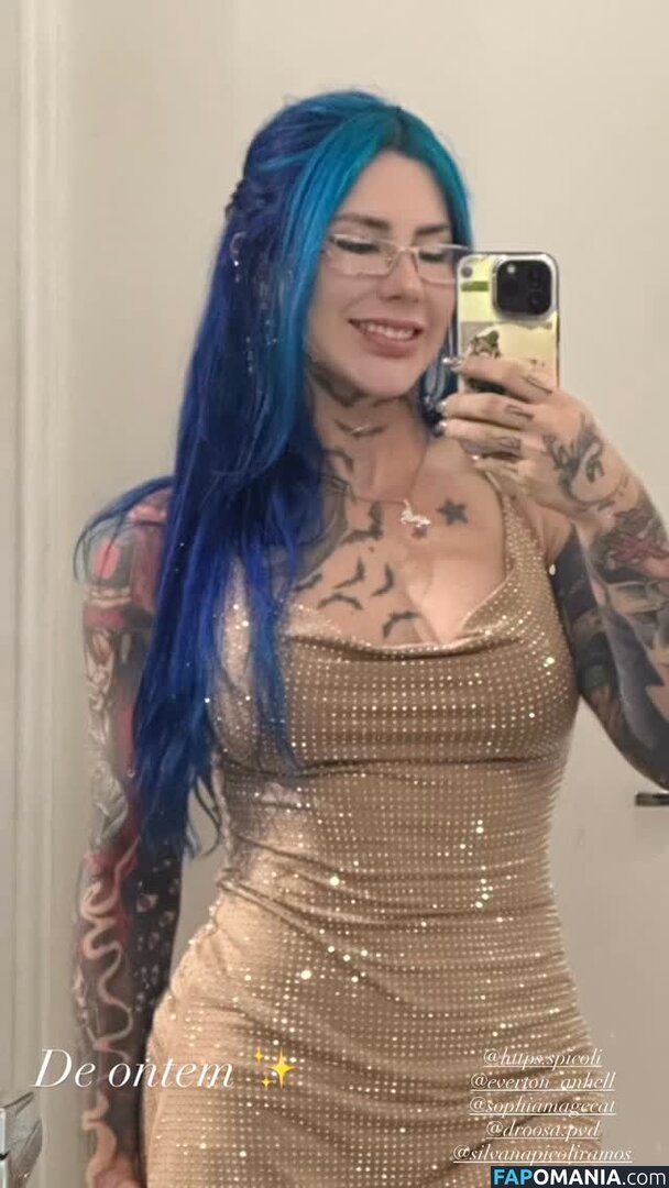 Giu Hellsing / GiuHellsing Nu OnlyFans  Photo fuitée #9