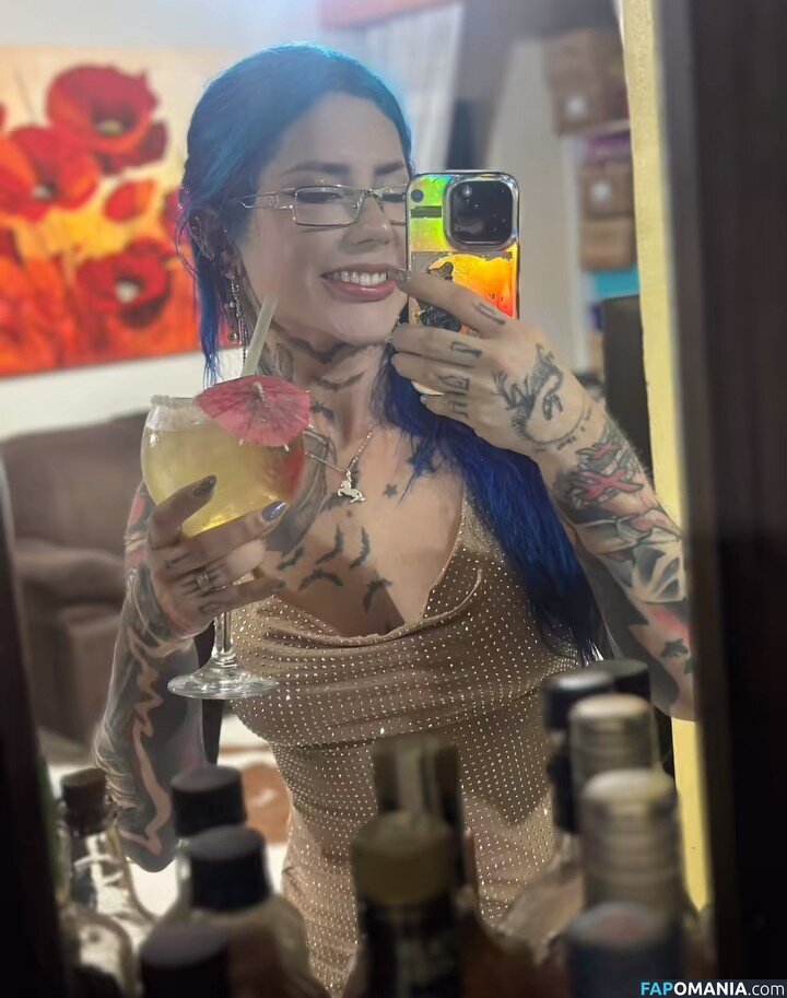 Giu Hellsing / GiuHellsing Nu OnlyFans  Photo fuitée #12