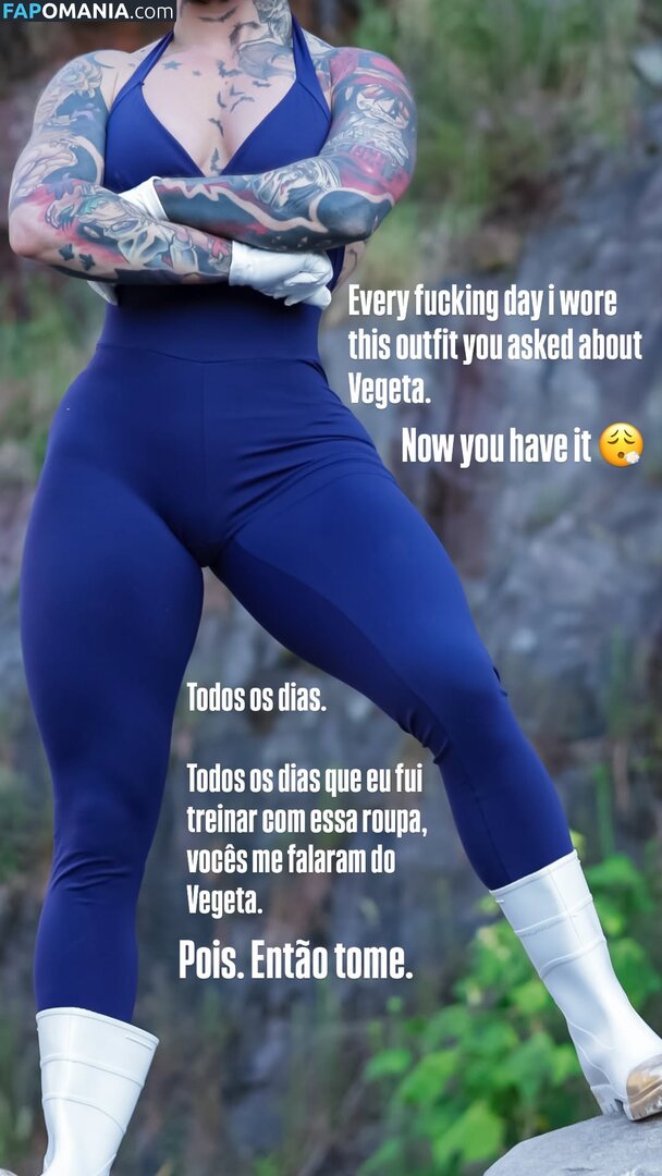 Giu Hellsing / GiuHellsing Nu OnlyFans  Photo fuitée #24