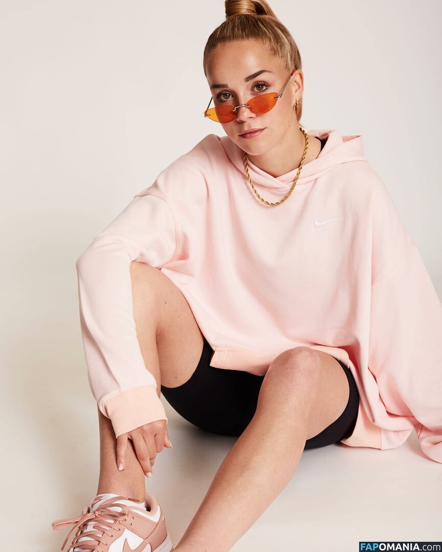 Giulia Gwinn / giuliagwinn Nu OnlyFans  Photo fuitée #3