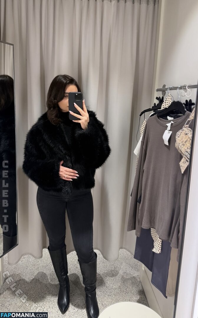 Giuliafrjc Nu OnlyFans  Photo fuitée #1