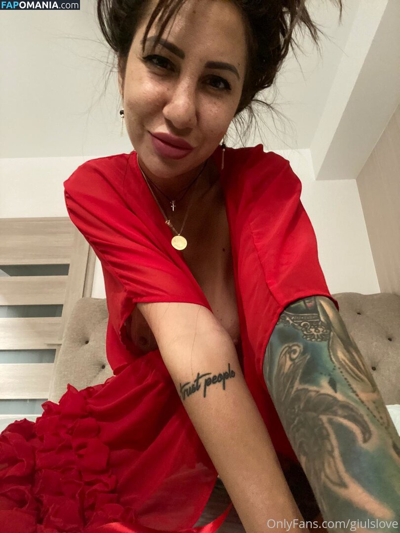 fierce_fancy_unfiltered / giulsthemilf Nu OnlyFans  Photo fuitée #1