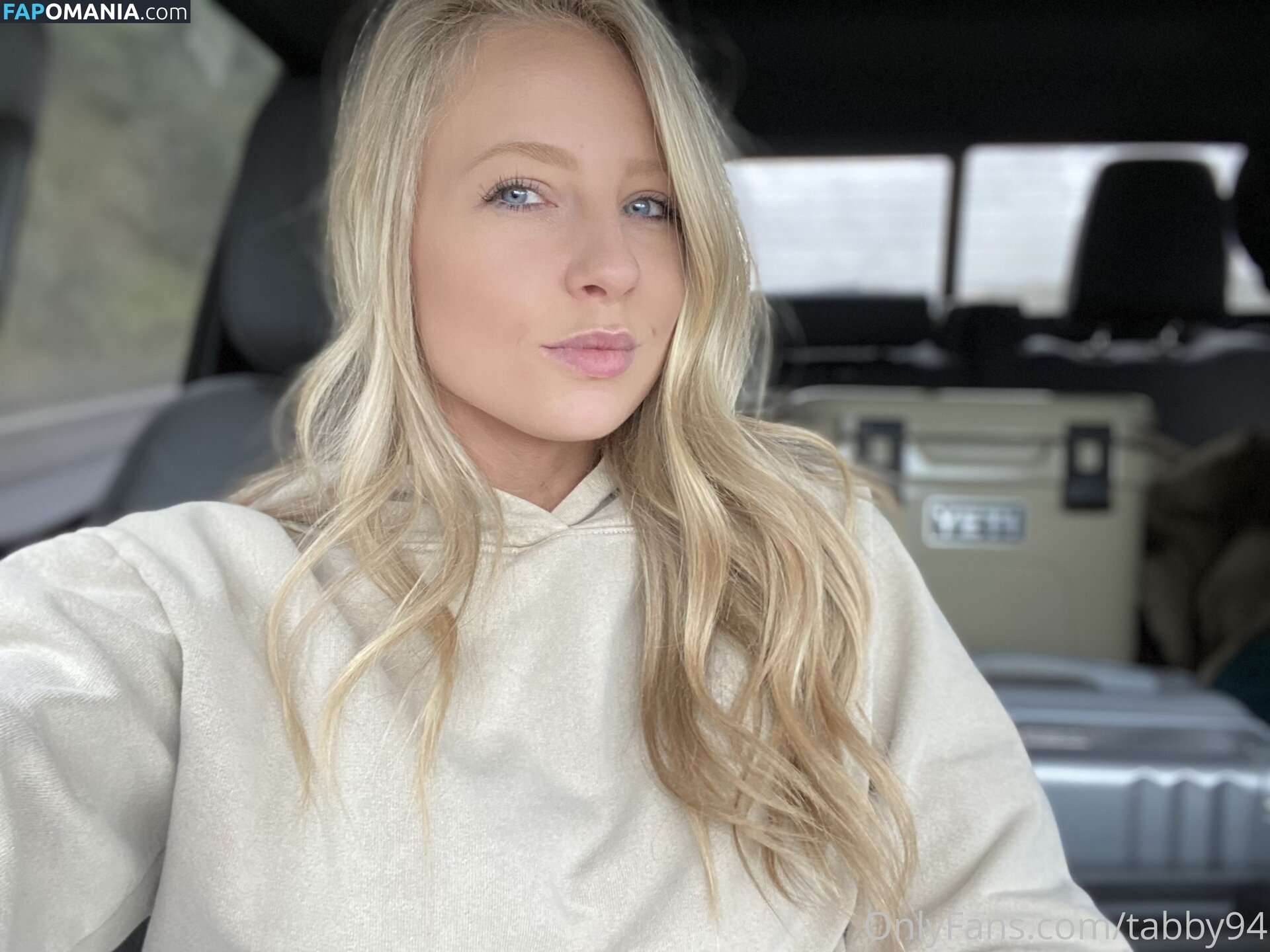 gndtj94 / that_belgian_jeepgirl Nu OnlyFans  Photo fuitée #1