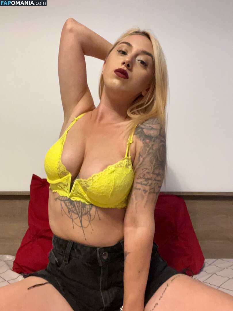 goddess-blaze Nu OnlyFans  Photo fuitée #7