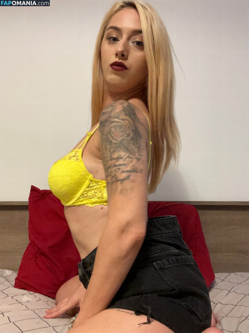goddess-blaze Nu OnlyFans  Photo fuitée #12