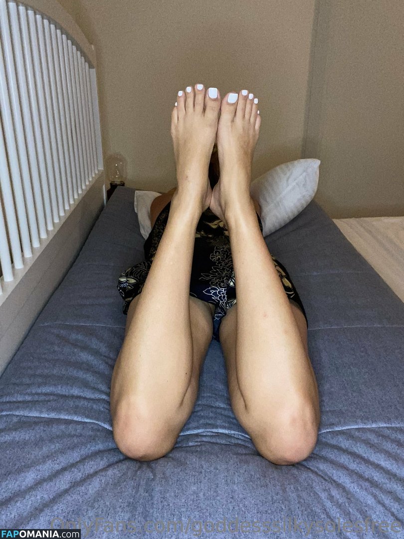 goddesssilkysolesfree / theeepursuitofselflove Nu OnlyFans  Photo fuitée #23