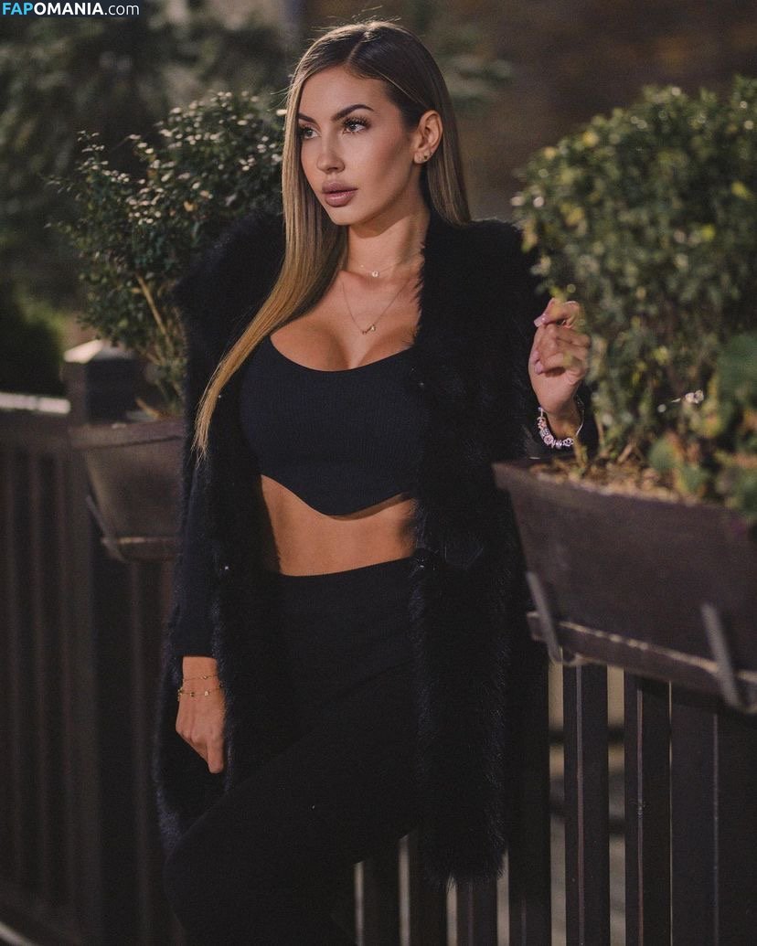 Gonsabella / Gonsabellla_ / gonsabellla Nu OnlyFans  Photo fuitée #5