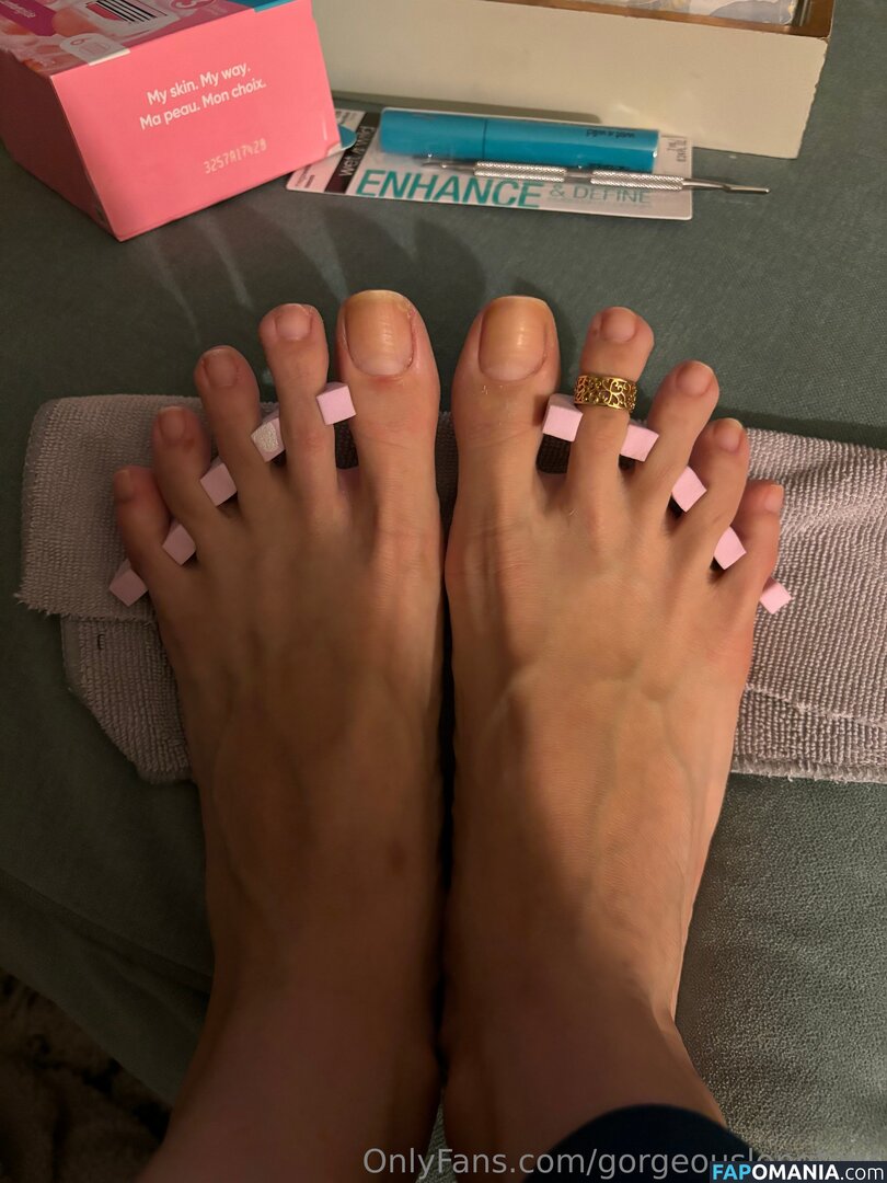 Gorgeouslngtoes / Gorgeouslongtoes / Jess Lily / gorgeouslongtoesxo / https: Nu OnlyFans  Photo fuitée #1
