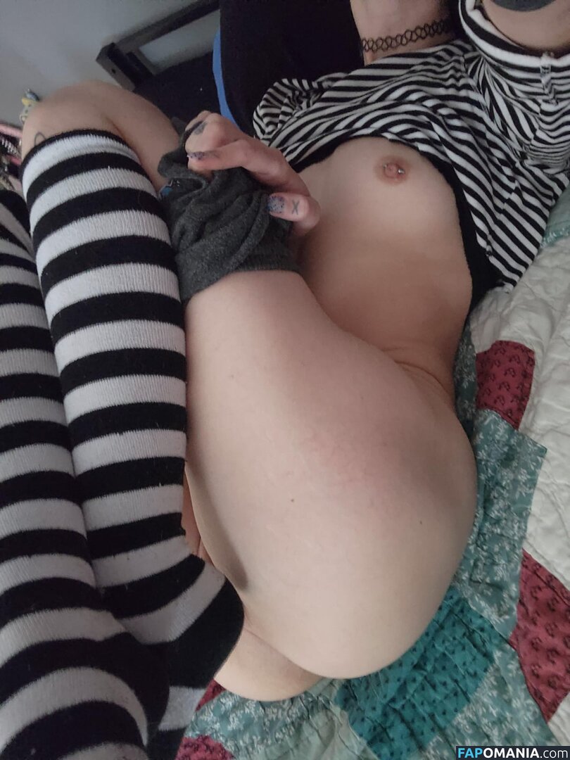 gr3ys4n4t0my Nu OnlyFans  Photo fuitée #2