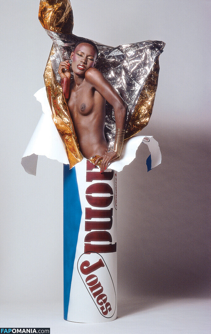 Grace Jones / gracejonesofficial / https: Nu OnlyFans  Photo fuitée #4