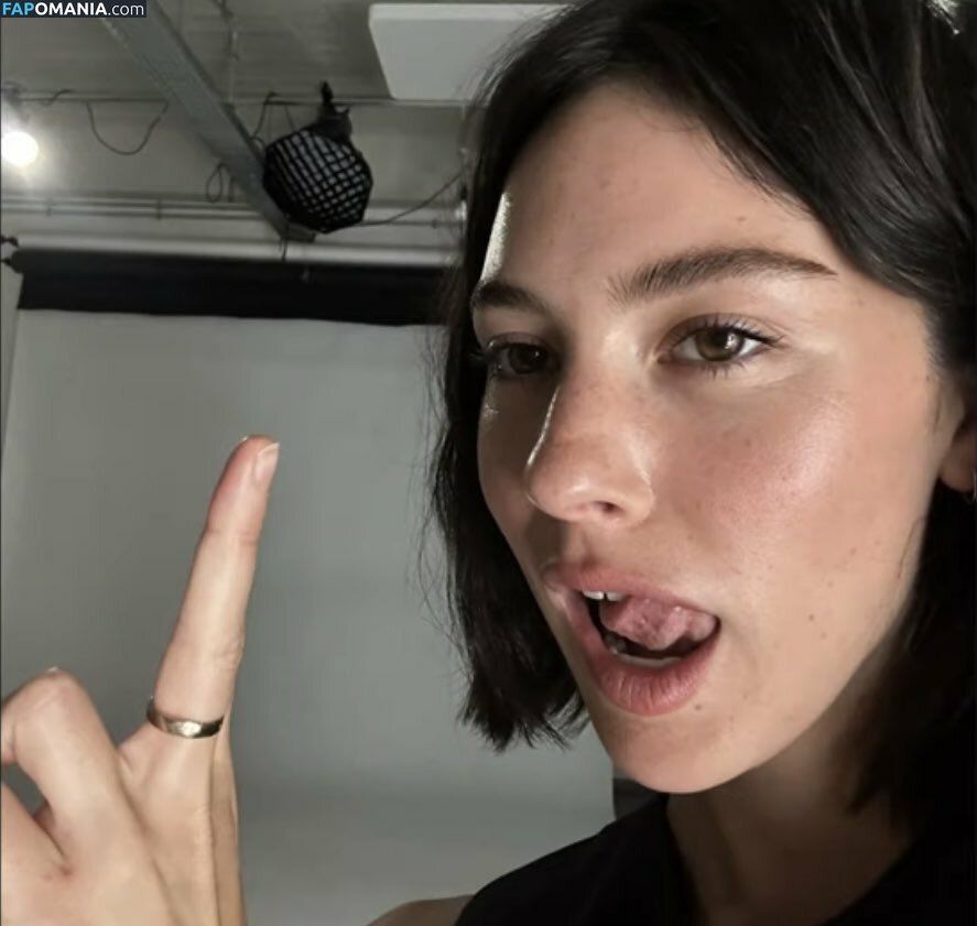 Gracie Abrams / gracieabrams Nu OnlyFans  Photo fuitée #356