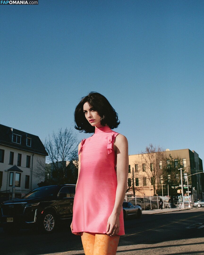 Gracie Abrams / gracieabrams Nu OnlyFans  Photo fuitée #395