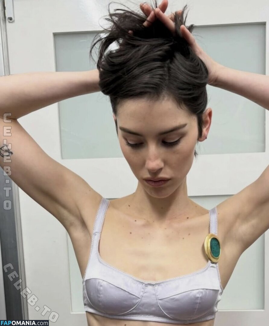 Gracie Abrams / gracieabrams / https: / tehegracietehe Nu OnlyFans  Photo fuitée #453