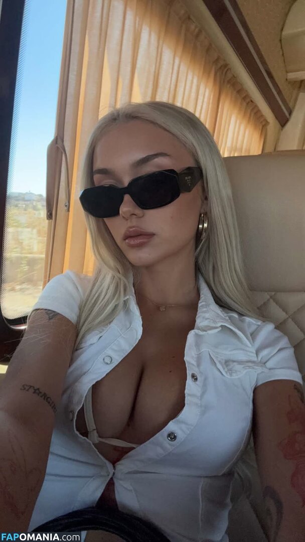 gwendoceline / gwendolynceline Nu OnlyFans  Photo fuitée #8