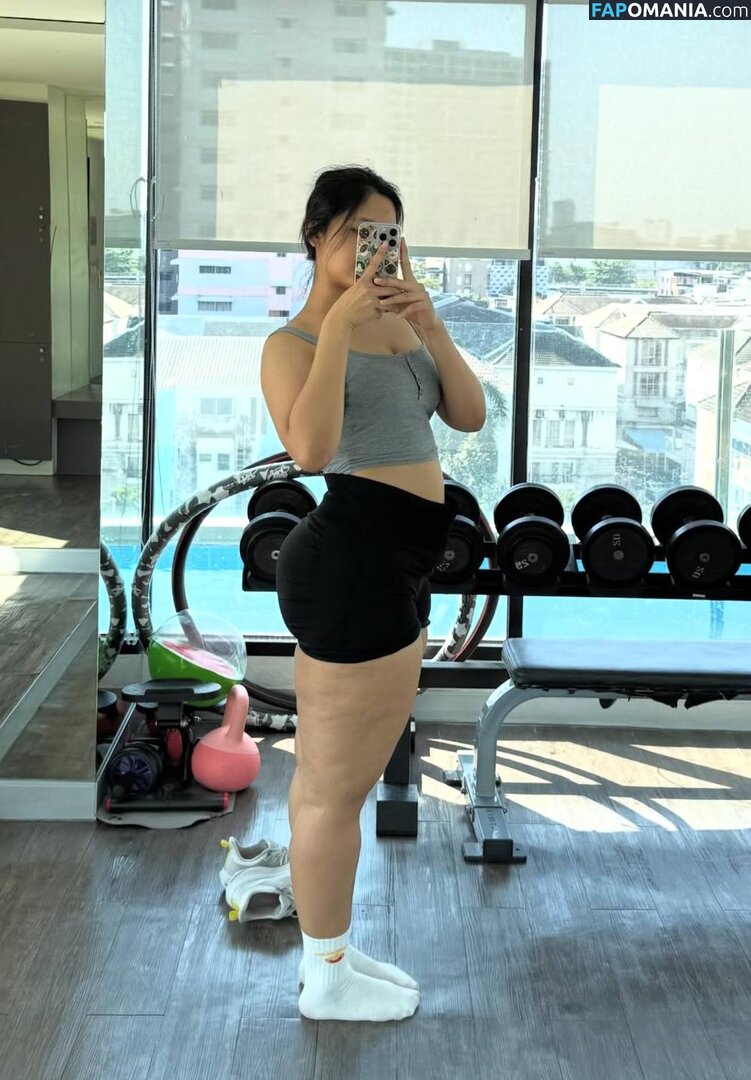 gyinnk_ Nu OnlyFans  Photo fuitée #1