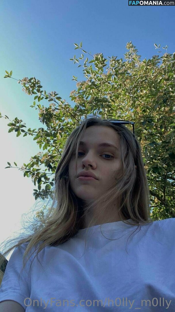 Holly Molly / h0lly_m0lly / h0lly_molly Nu OnlyFans  Photo fuitée #33