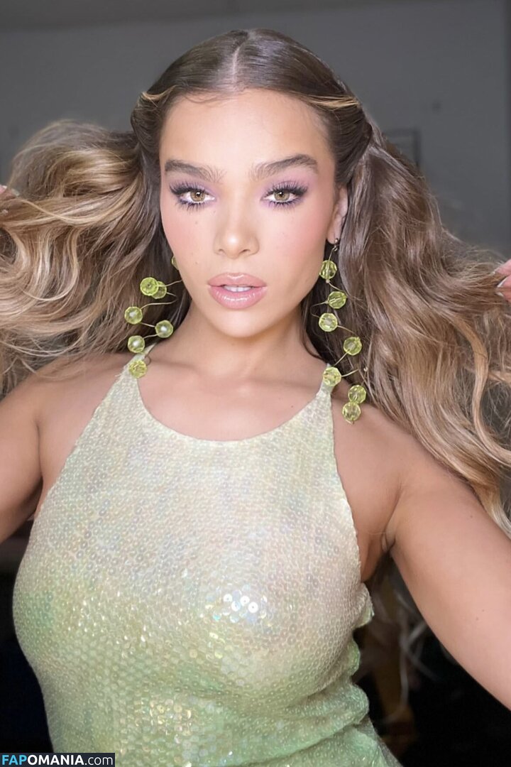 Hailee Steinfeld / haileesteinfeld / https: Nu OnlyFans  Photo fuitée #1569
