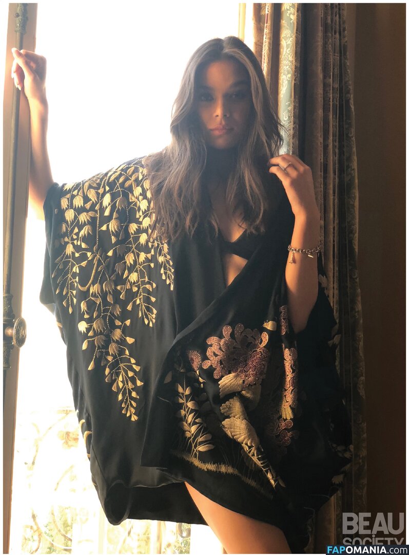 Hailee Steinfeld / haileesteinfeld Nu OnlyFans  Photo fuitée #1585