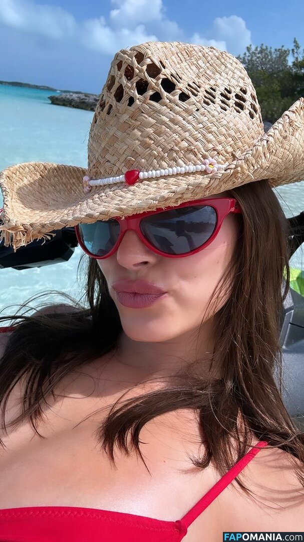 Hailey Baldwin Bieber / haileybieber Nu OnlyFans  Photo fuitée #420